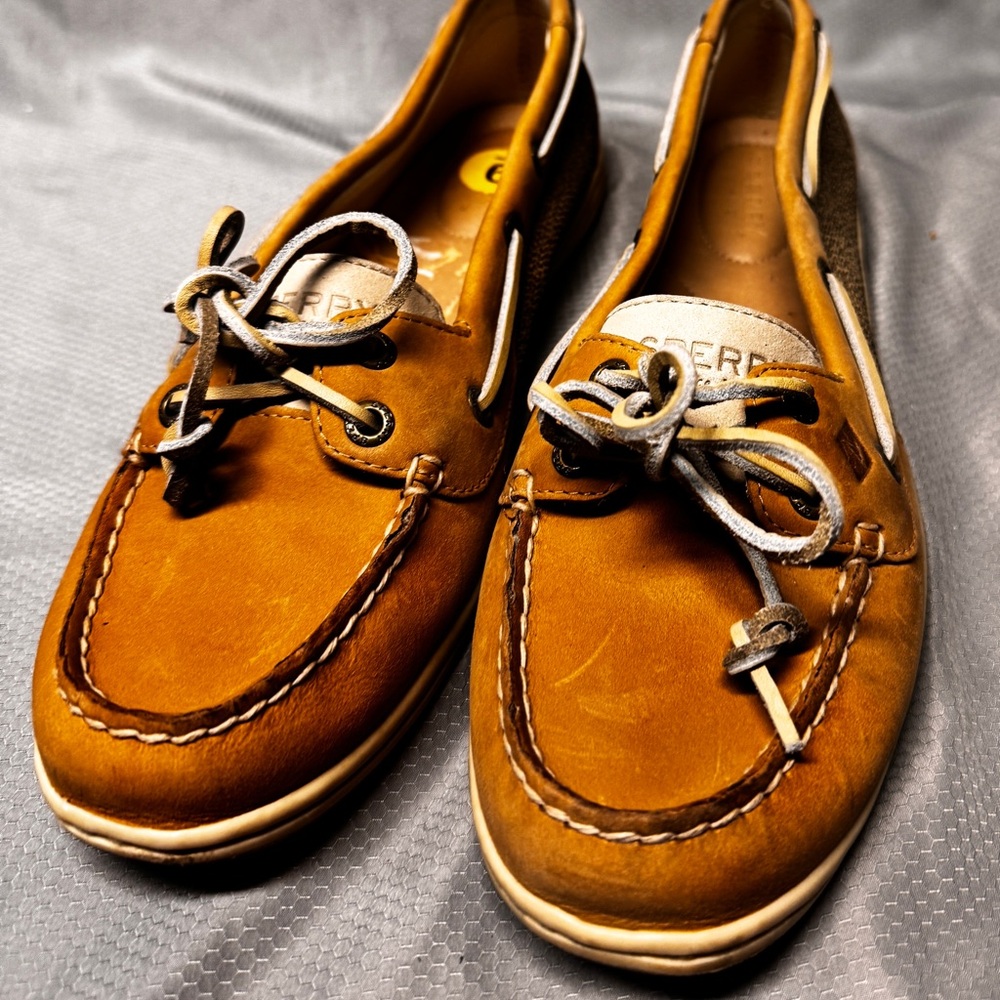Sperry Angelfish Brown Leather Lace Up Boat Shoes - Women’s